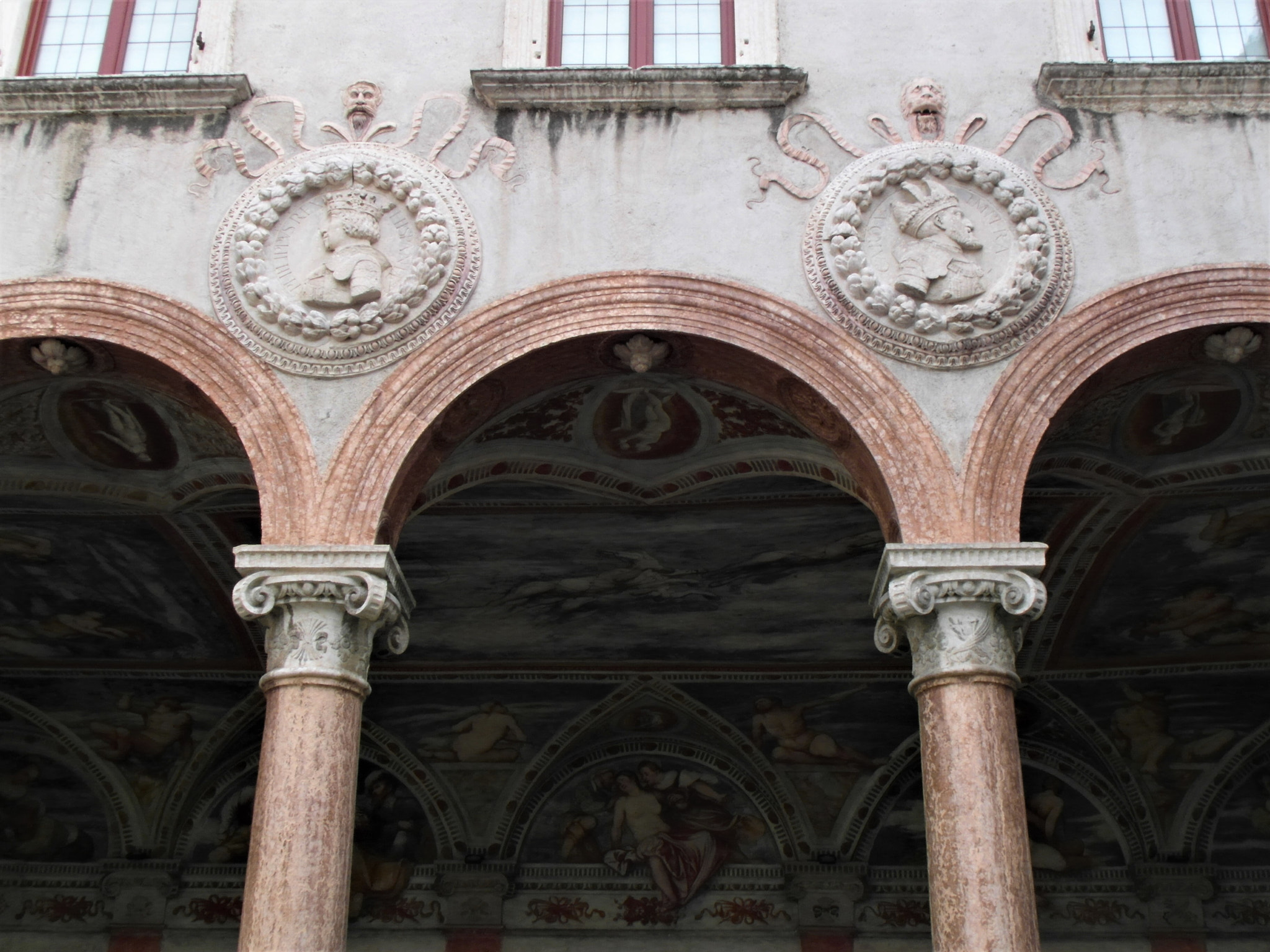Samsung WB750 sample photo. Loggia del romanino photography