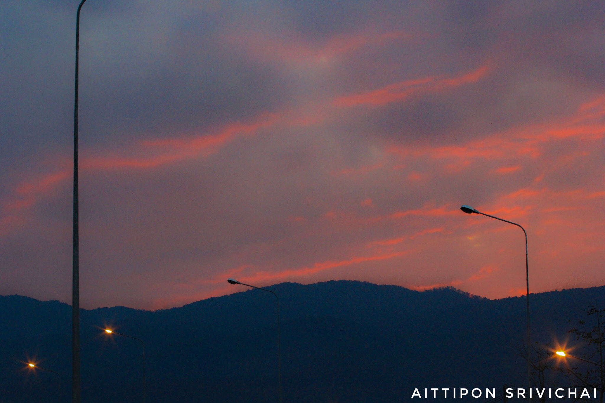 Canon EF 70-200mm F4L USM sample photo. Red sky photography
