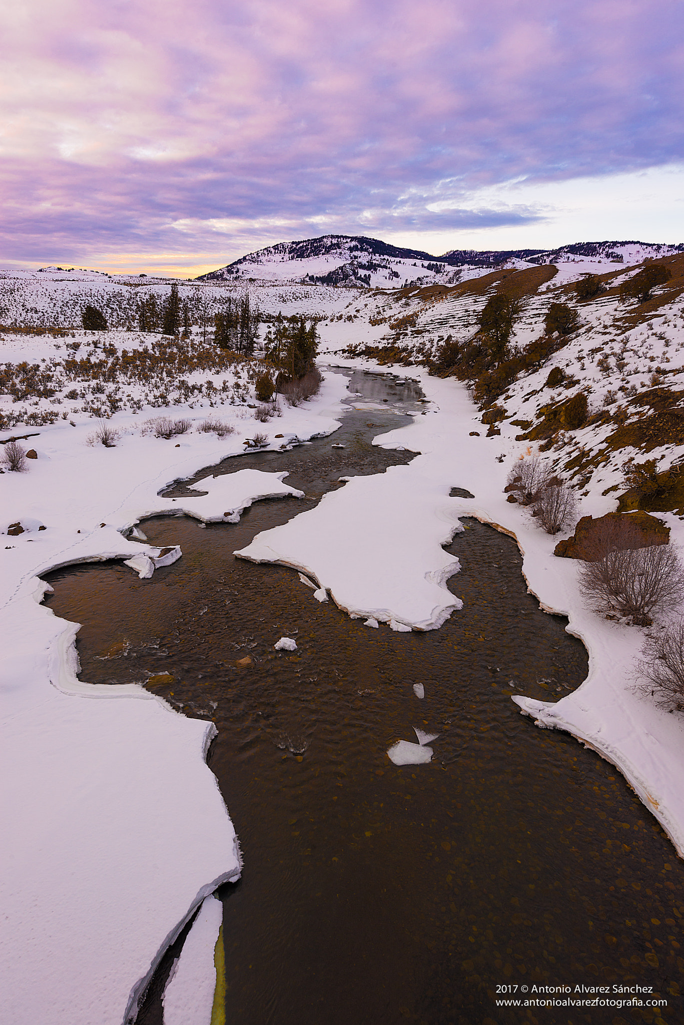 Nikon AF-S Nikkor 14-24mm F2.8G ED sample photo. Landscapes of yellowstone photography