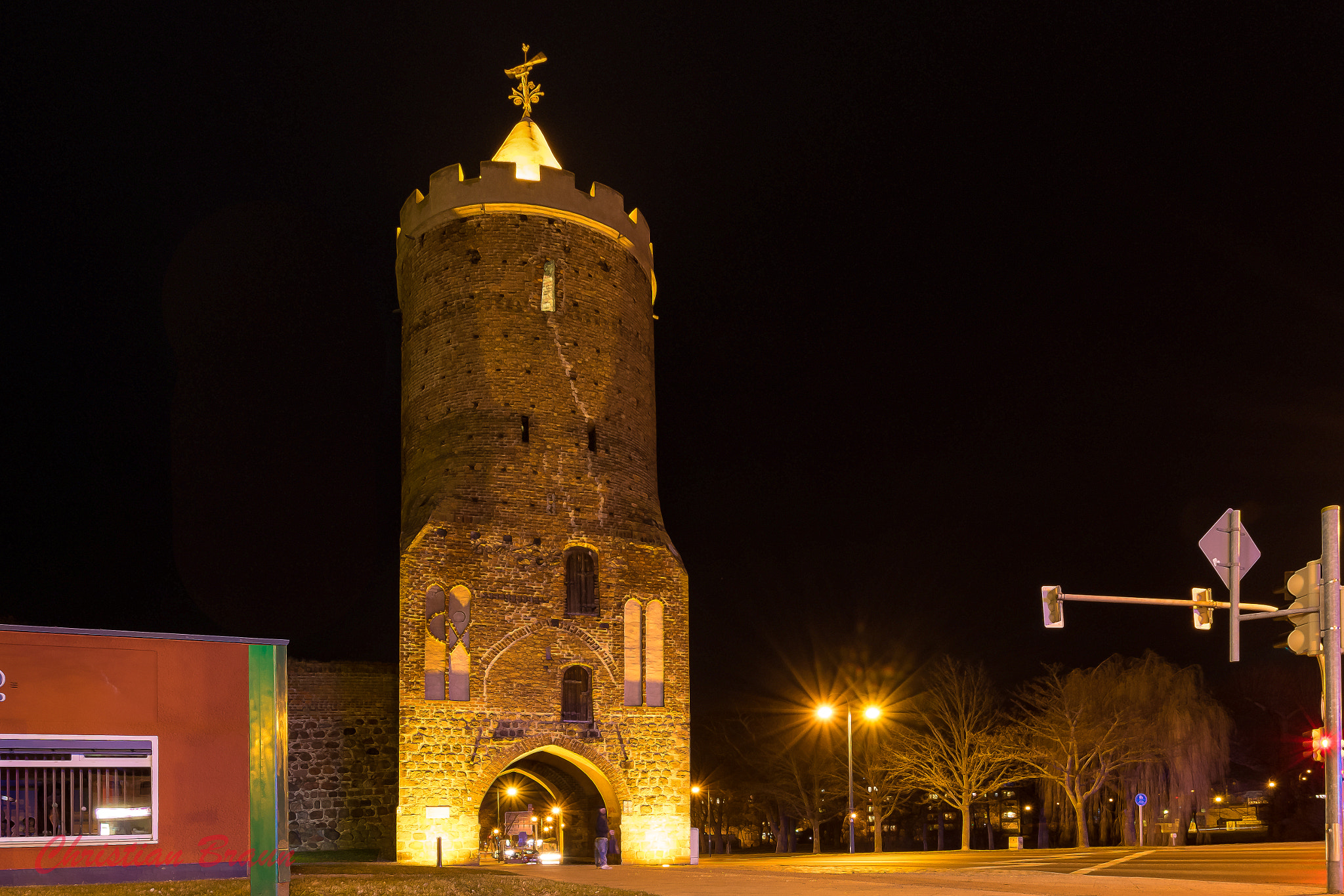 Nikon D5500 + Sigma 10-20mm F3.5 EX DC HSM sample photo. Stettiner tor in prenzlau photography