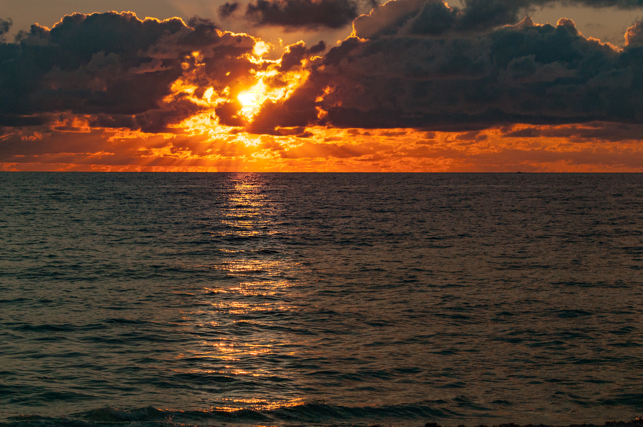 Nikon D300 sample photo. Beginning of a new day photography