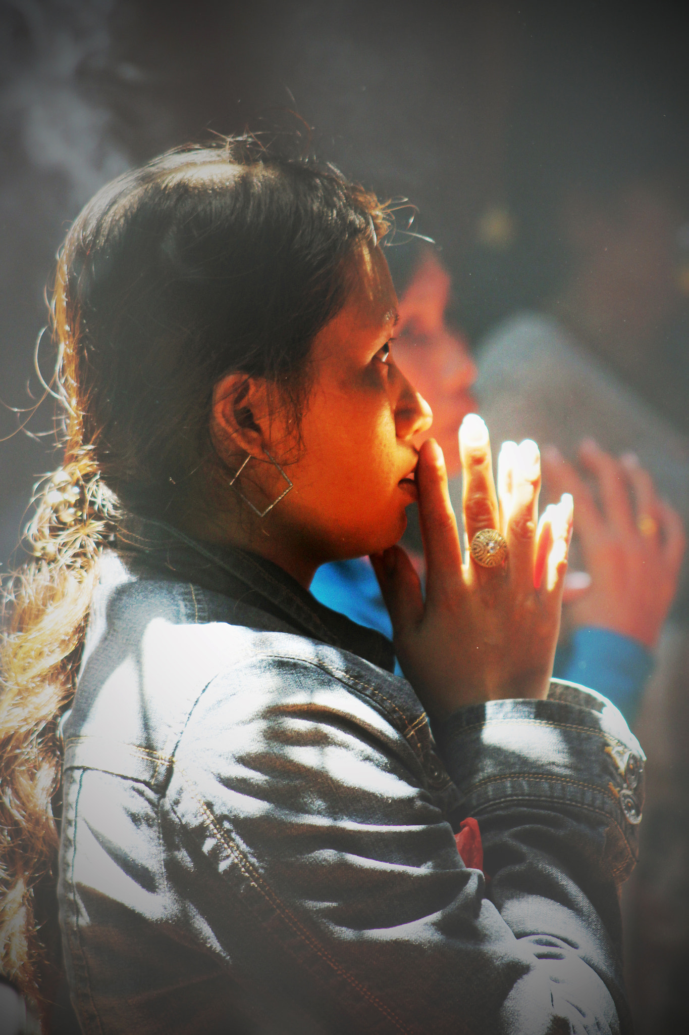 Canon EOS 60D + EF75-300mm f/4-5.6 sample photo. Pray photography