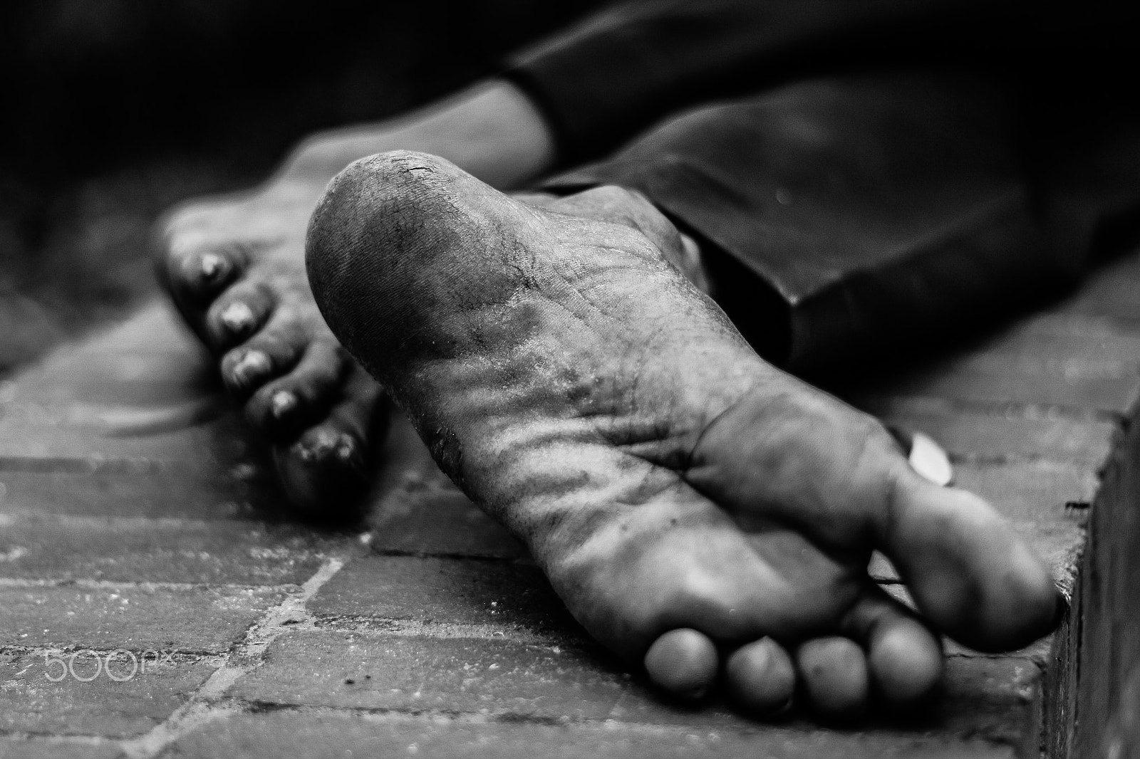 Canon EOS 700D (EOS Rebel T5i / EOS Kiss X7i) sample photo. Feels the foot photography