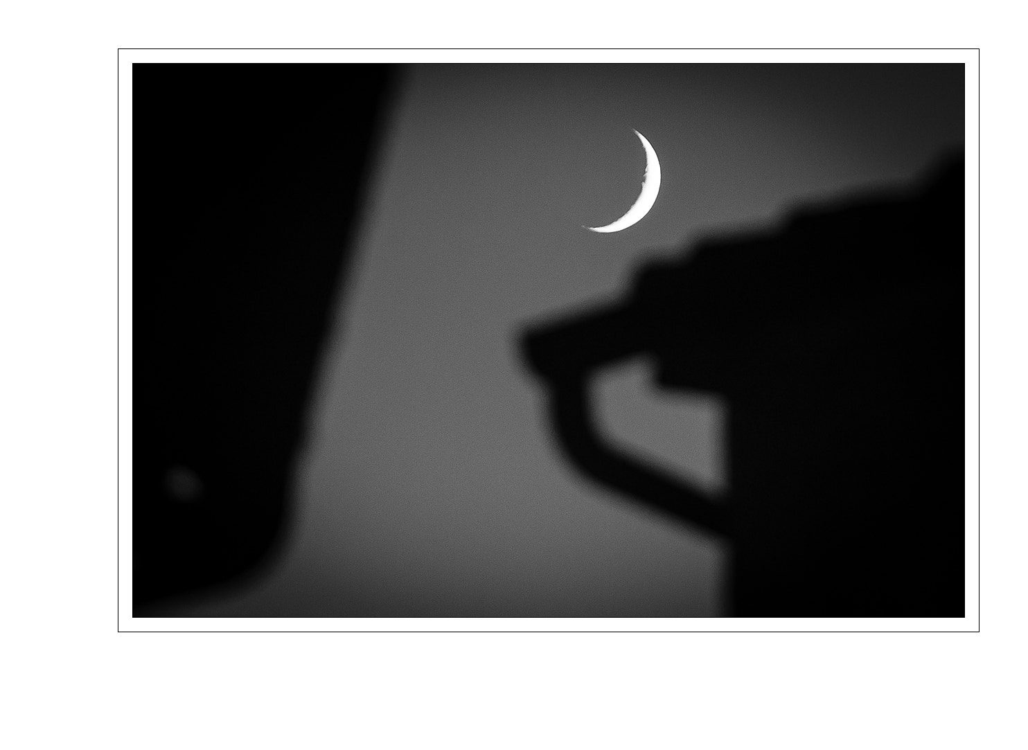 Nikon AF-S Nikkor 70-200mm F2.8G ED VR II sample photo. Moon photography