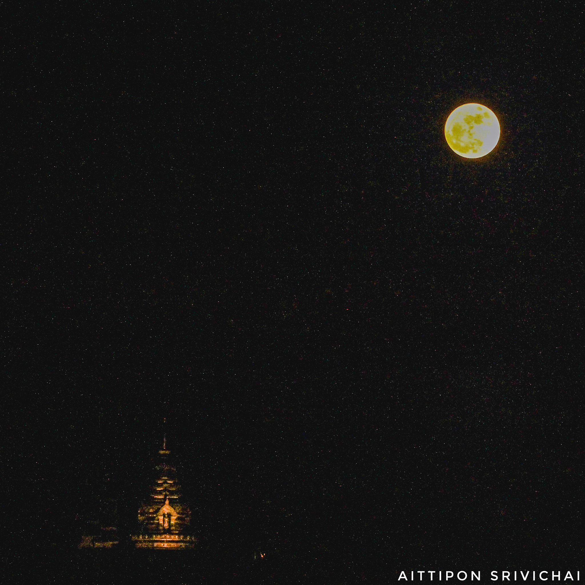 Canon EF 70-200mm F4L USM sample photo. Shining light photography