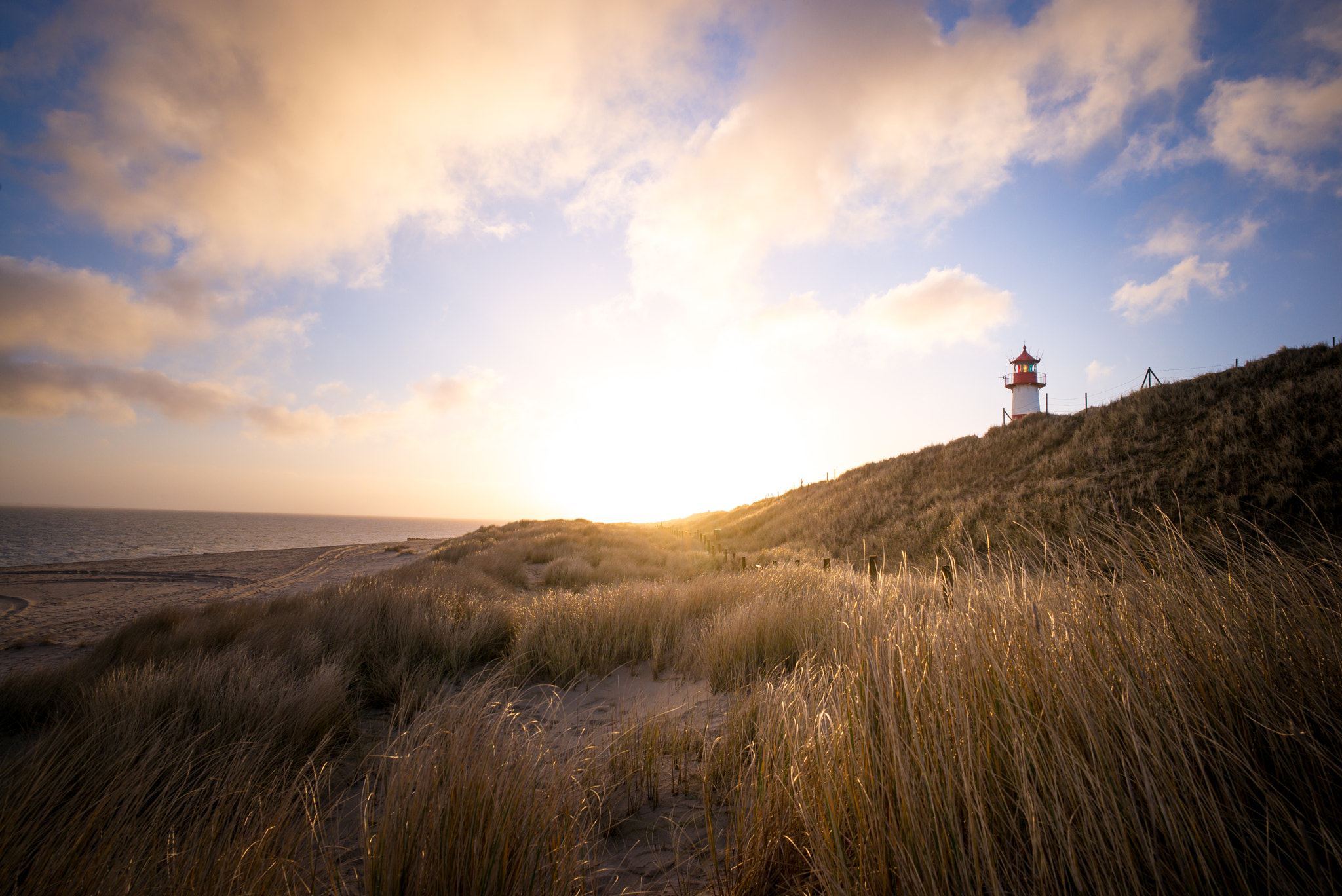 Leica Super-Elmar-M 21mm F3.4 ASPH sample photo. Morgens am leuchtturm photography