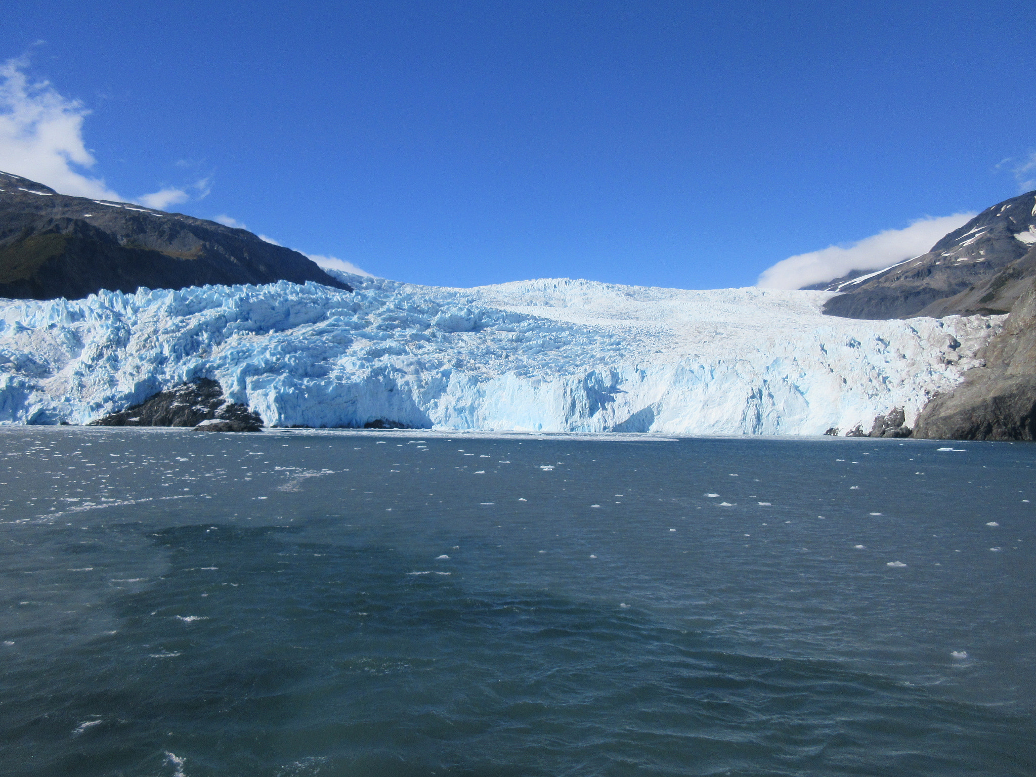 Canon PowerShot ELPH 350 HS (IXUS 275 HS / IXY 640) sample photo. Holgate glacier, ak photography