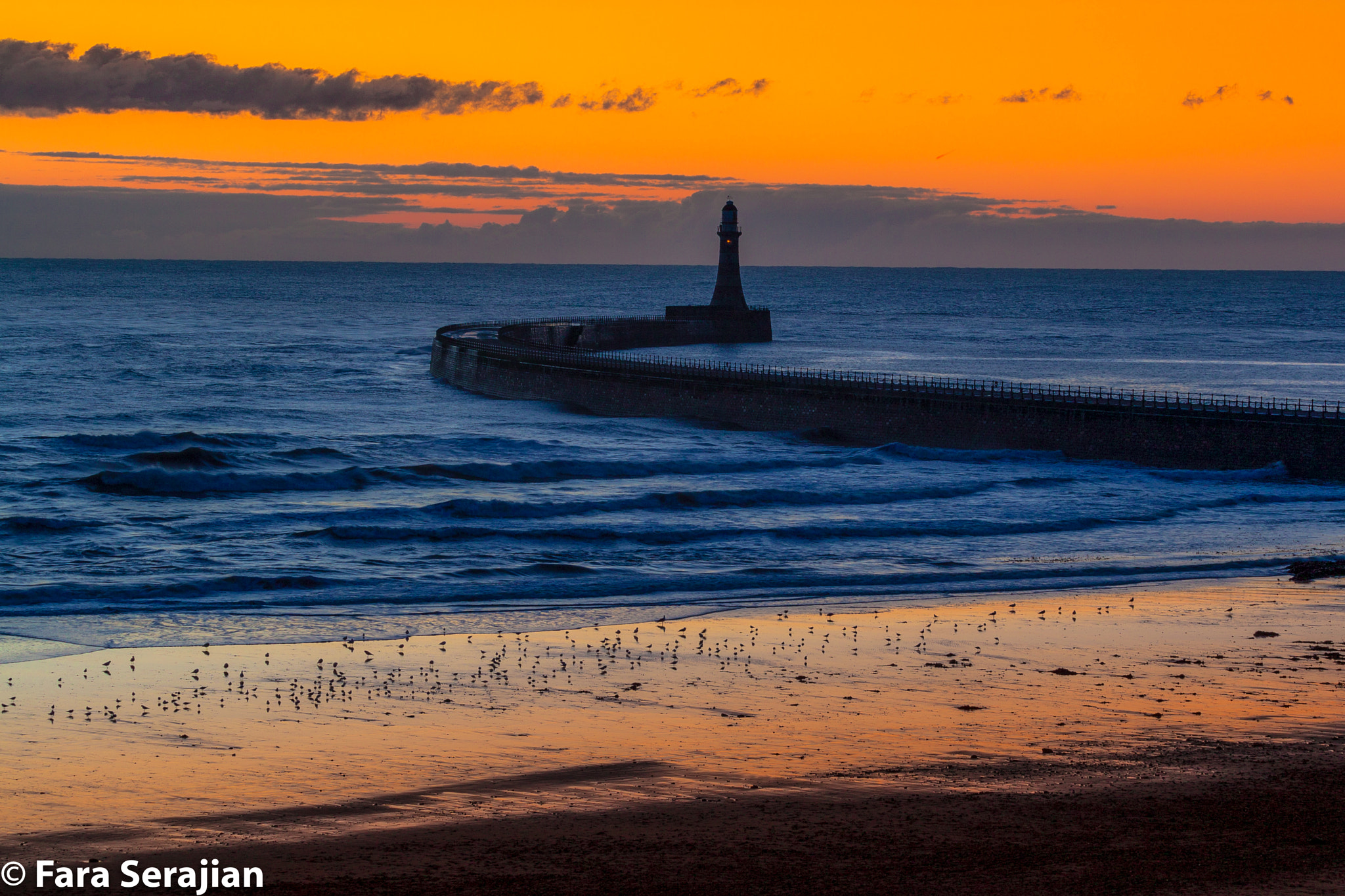 Canon EOS 30D + Canon EF 70-300mm F4-5.6 IS USM sample photo. Roker pier photography