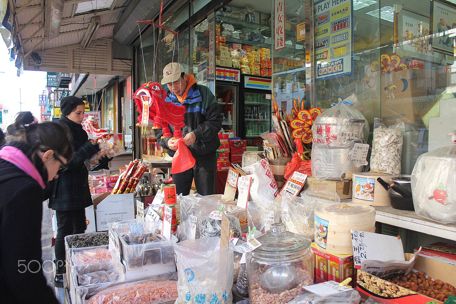 Canon EOS 550D (EOS Rebel T2i / EOS Kiss X4) sample photo. Chinatown photography