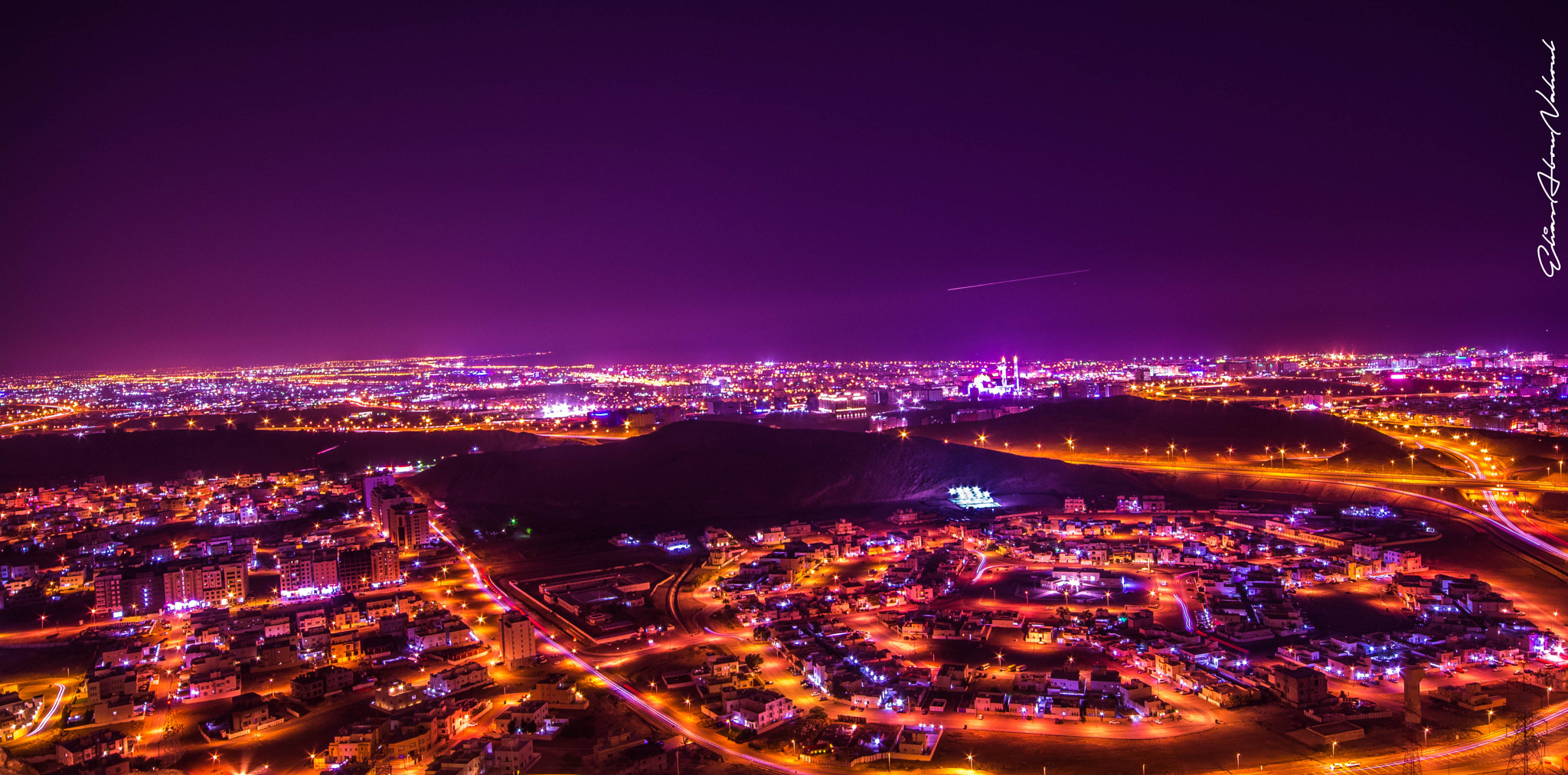 Sigma 10-20mm F4-5.6 EX DC HSM sample photo. Muscat@night photography