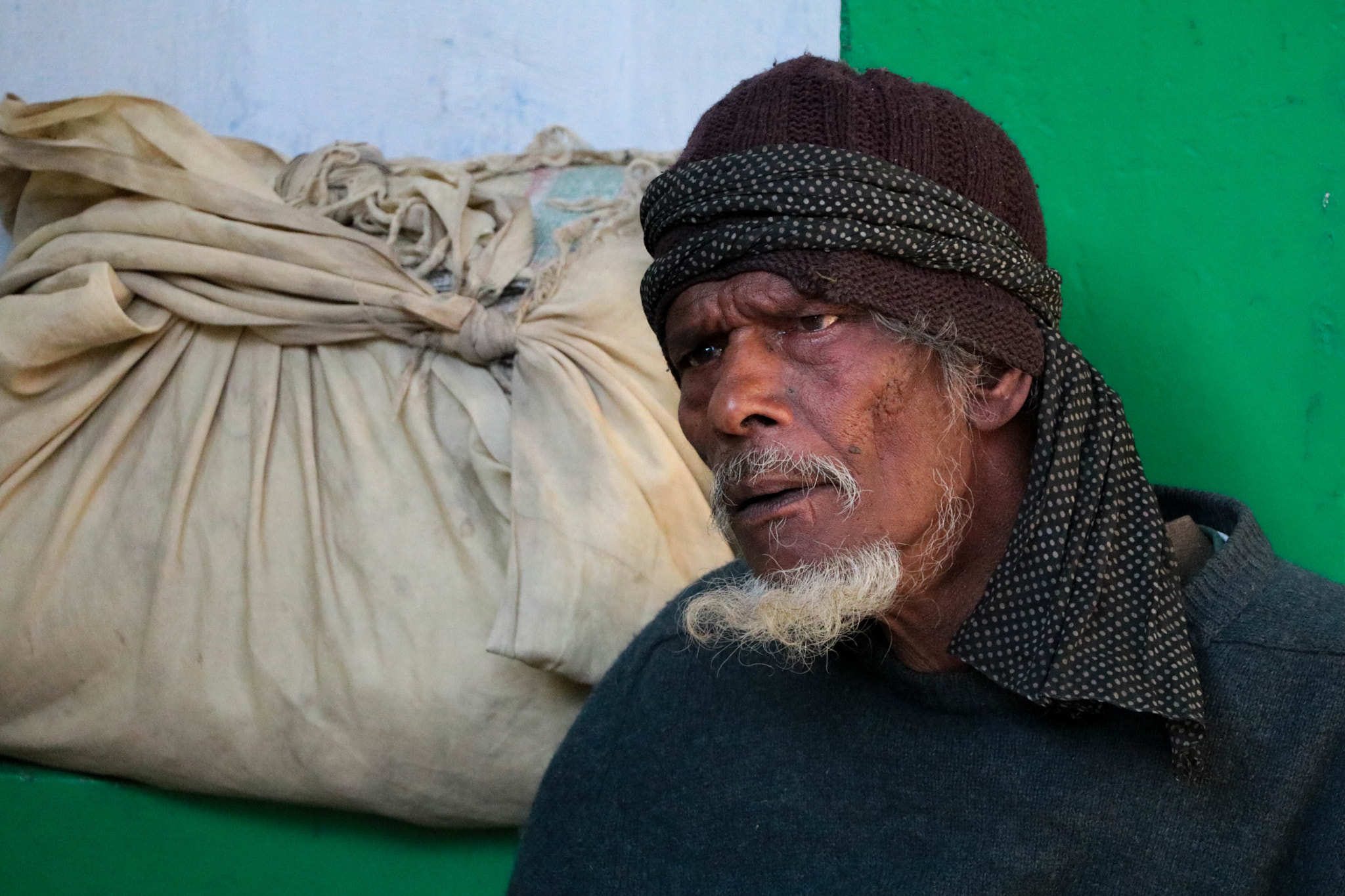 Canon EOS 760D (EOS Rebel T6s / EOS 8000D) sample photo. Indian man photography