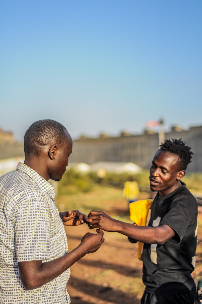 Nikon D300S sample photo. Hii ndio mkono ya wedding ring my friend! photography