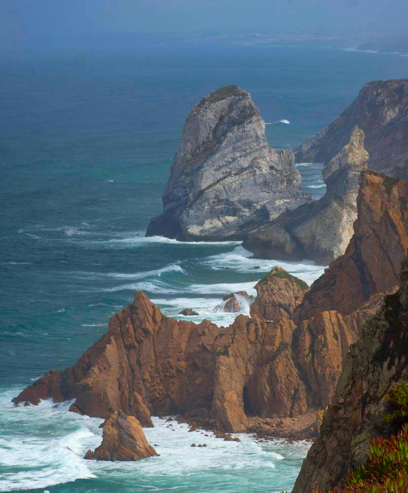 Minolta AF 28-135mm F4-4.5 sample photo. Ocean&rocks photography