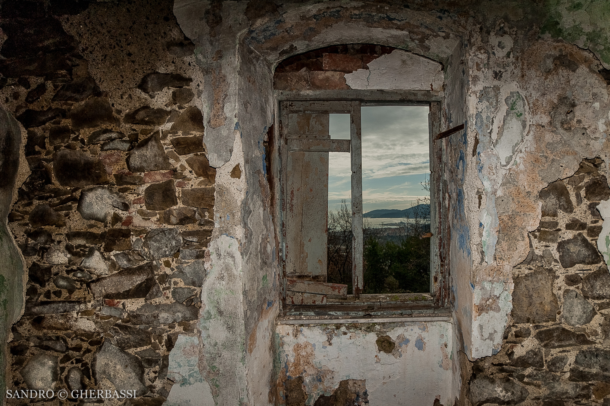 Samyang 14mm F2.8 ED AS IF UMC sample photo. Casa arsa' photography