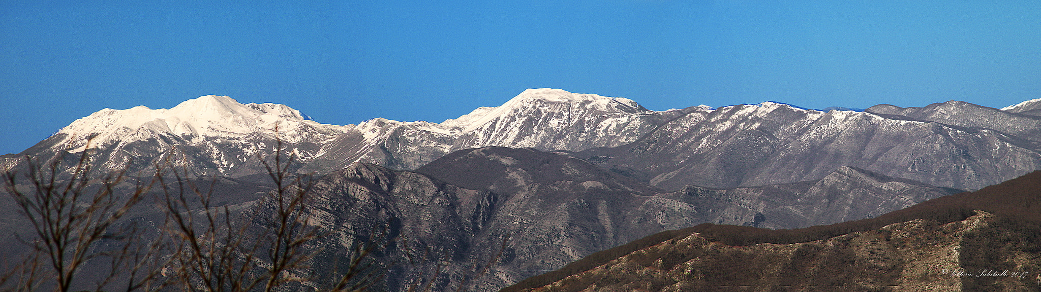 Fujifilm FinePix S2000HD sample photo. Image photography