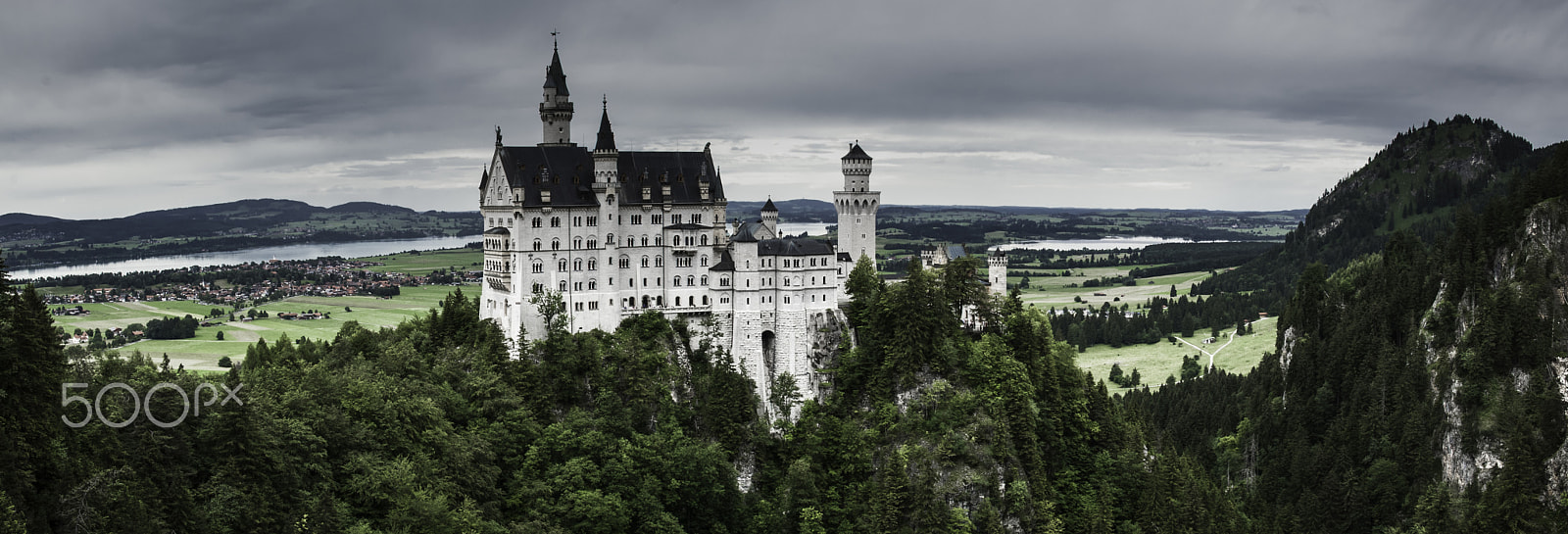 Nikon D200 + Sigma 18-125mm F3.8-5.6 DC OS HSM sample photo. Neuschwanstein castle - panorama photography