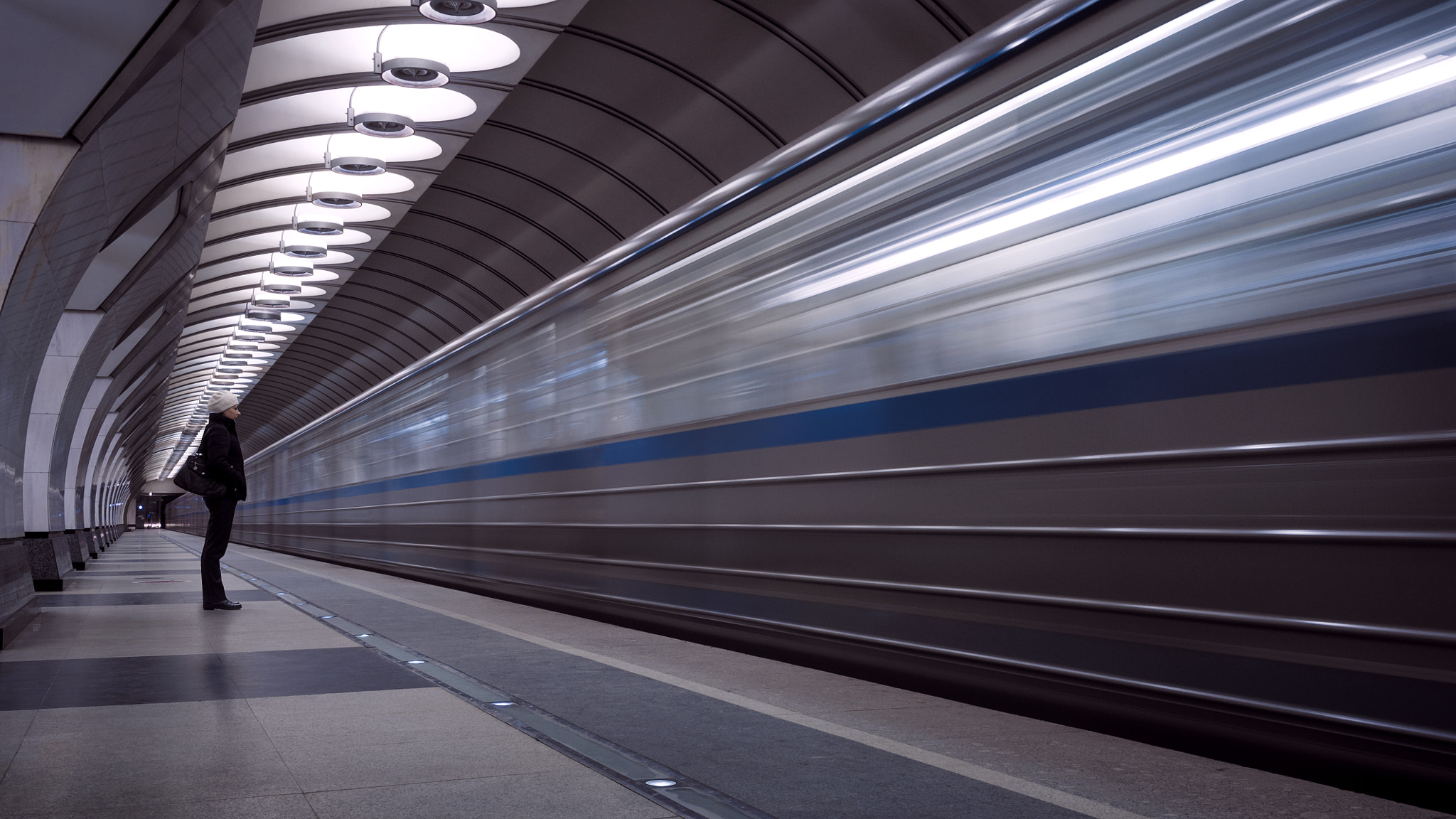 AF Zoom-Nikkor 35-70mm f/2.8D sample photo. Moscow underground photography