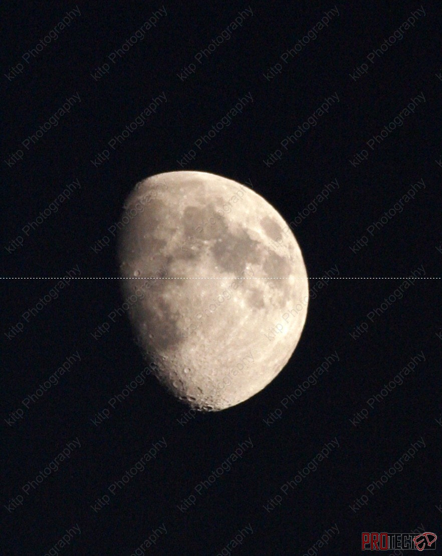 Canon EOS 400D (EOS Digital Rebel XTi / EOS Kiss Digital X) sample photo. Moon 2 photography