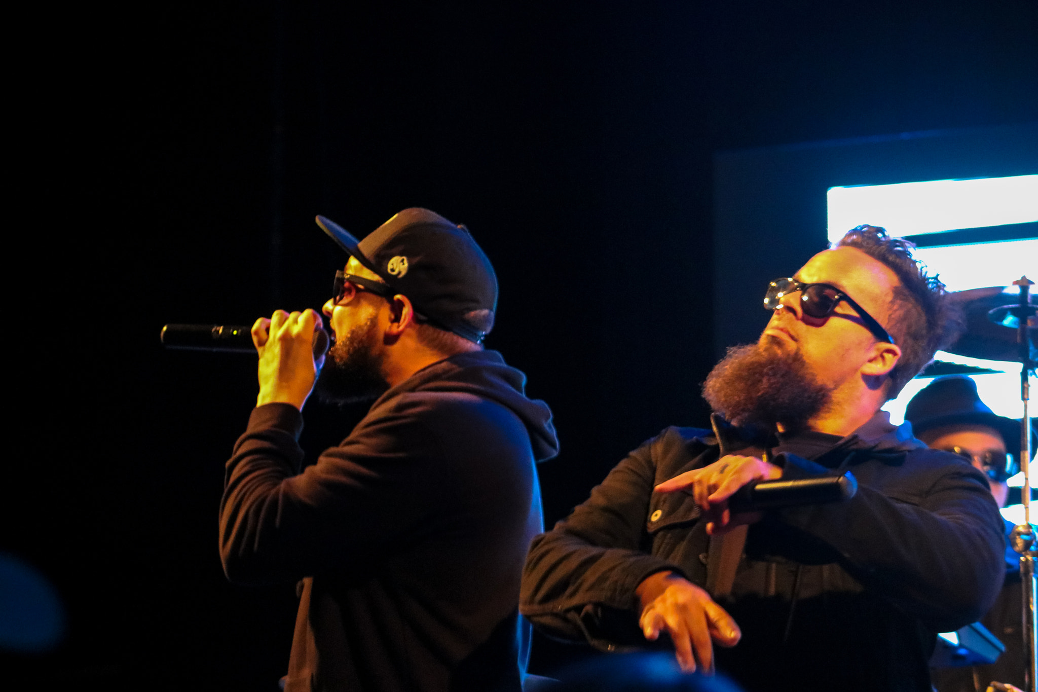 Canon EOS 750D (EOS Rebel T6i / EOS Kiss X8i) + EF75-300mm f/4-5.6 sample photo. Rap group ¡mayday! opened for common kings at the grenada on friday, feb 24. photography