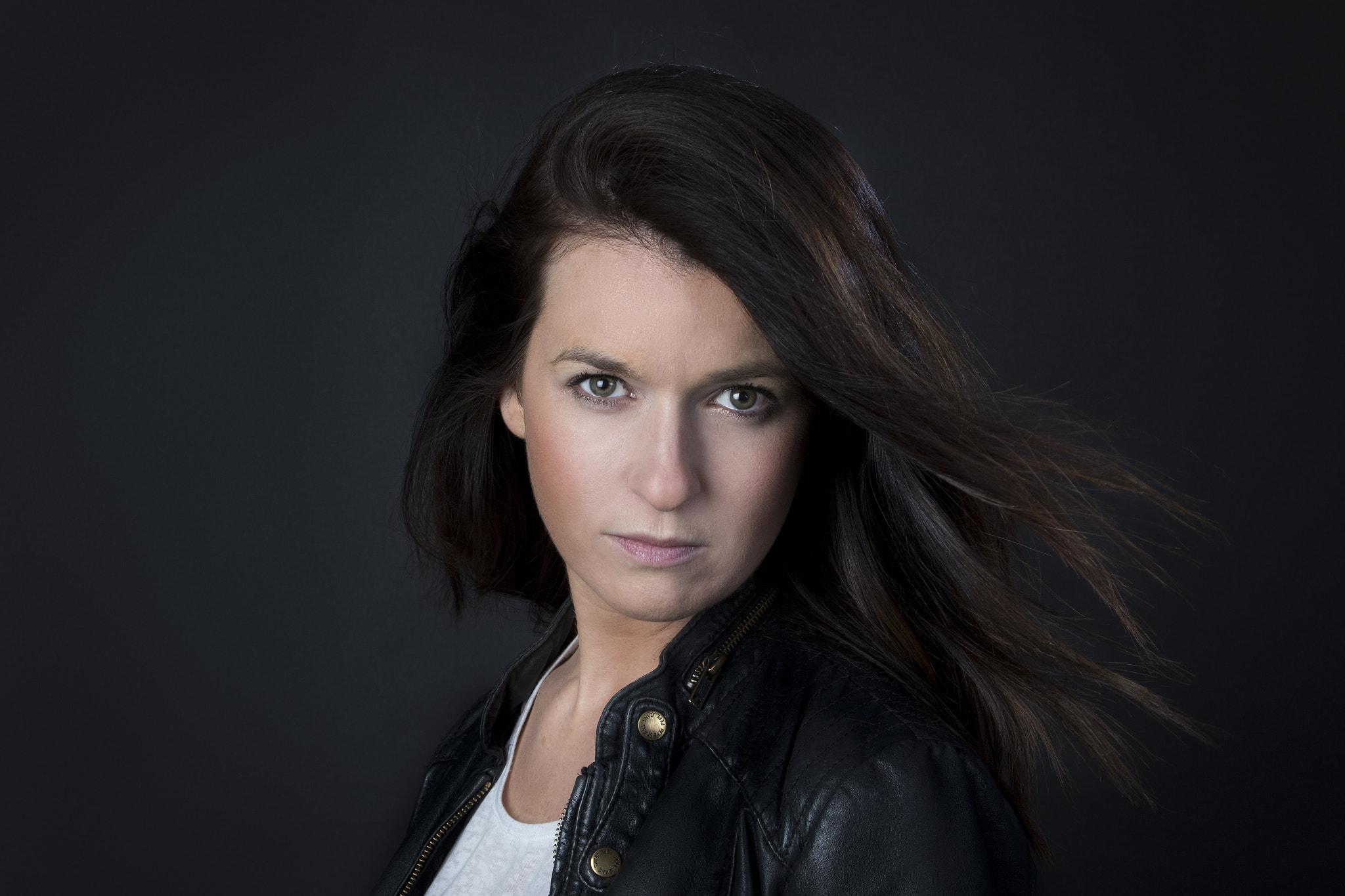 Canon EF 70-200mm F2.8L USM sample photo. Chiara photography