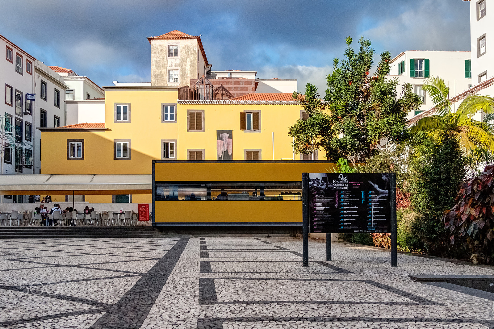 Canon EF-S 17-85mm F4-5.6 IS USM sample photo. Funchal photography