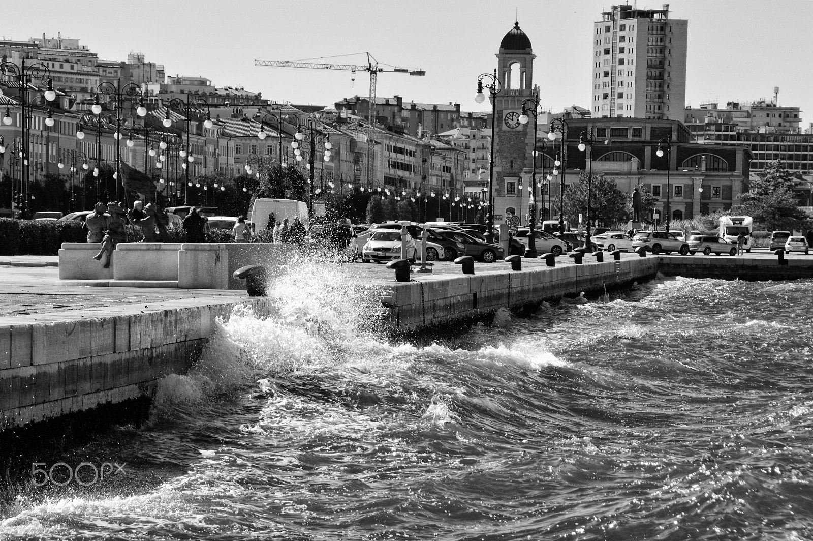 Nikon D3200 sample photo. Onde b&w photography