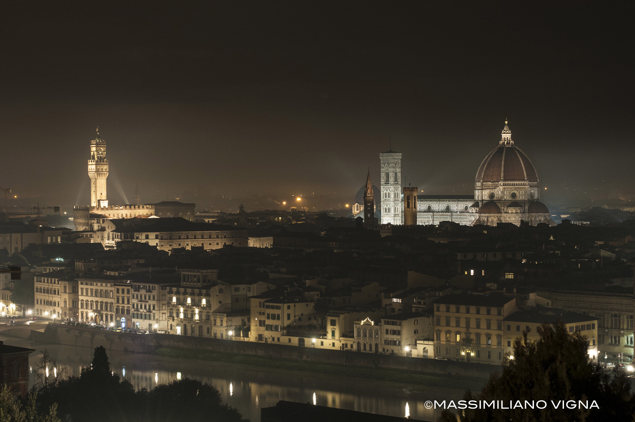 Nikon AF-S Nikkor 24-70mm F2.8G ED sample photo. Florentine night! photography