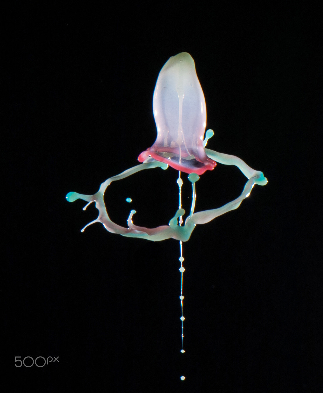 Nikon AF-S Micro-Nikkor 105mm F2.8G IF-ED VR sample photo. Water drop collision photography