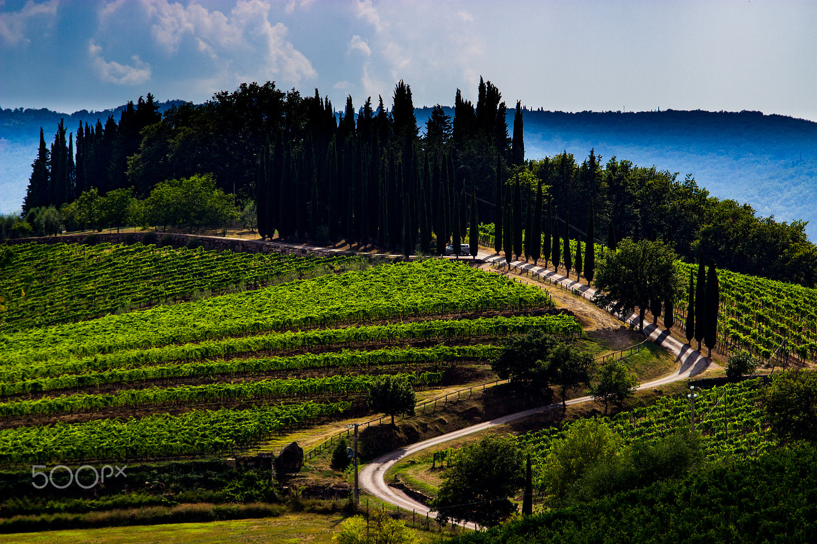 Canon EOS 600D (Rebel EOS T3i / EOS Kiss X5) sample photo. Winding italian road photography