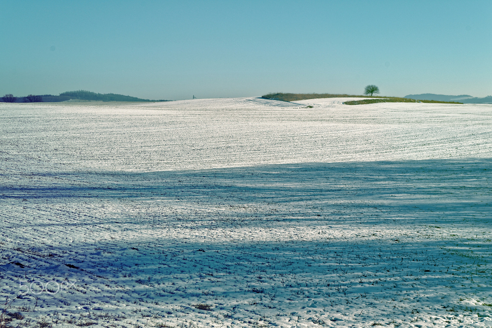Pentax K-S2 sample photo. Farmland in the snow photography