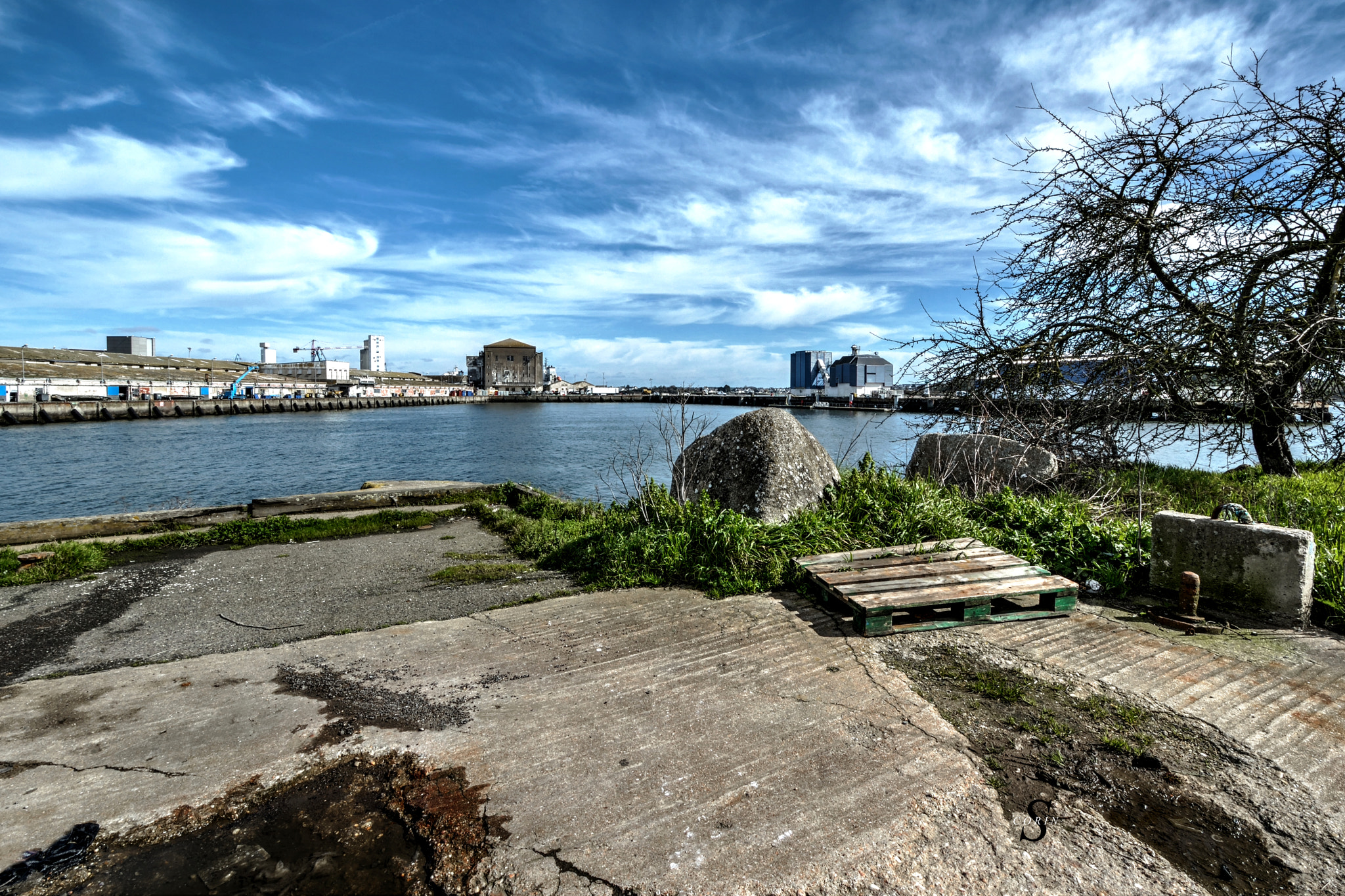 Nikon D3200 sample photo. Corin sylvain port de peche lorient vide photography