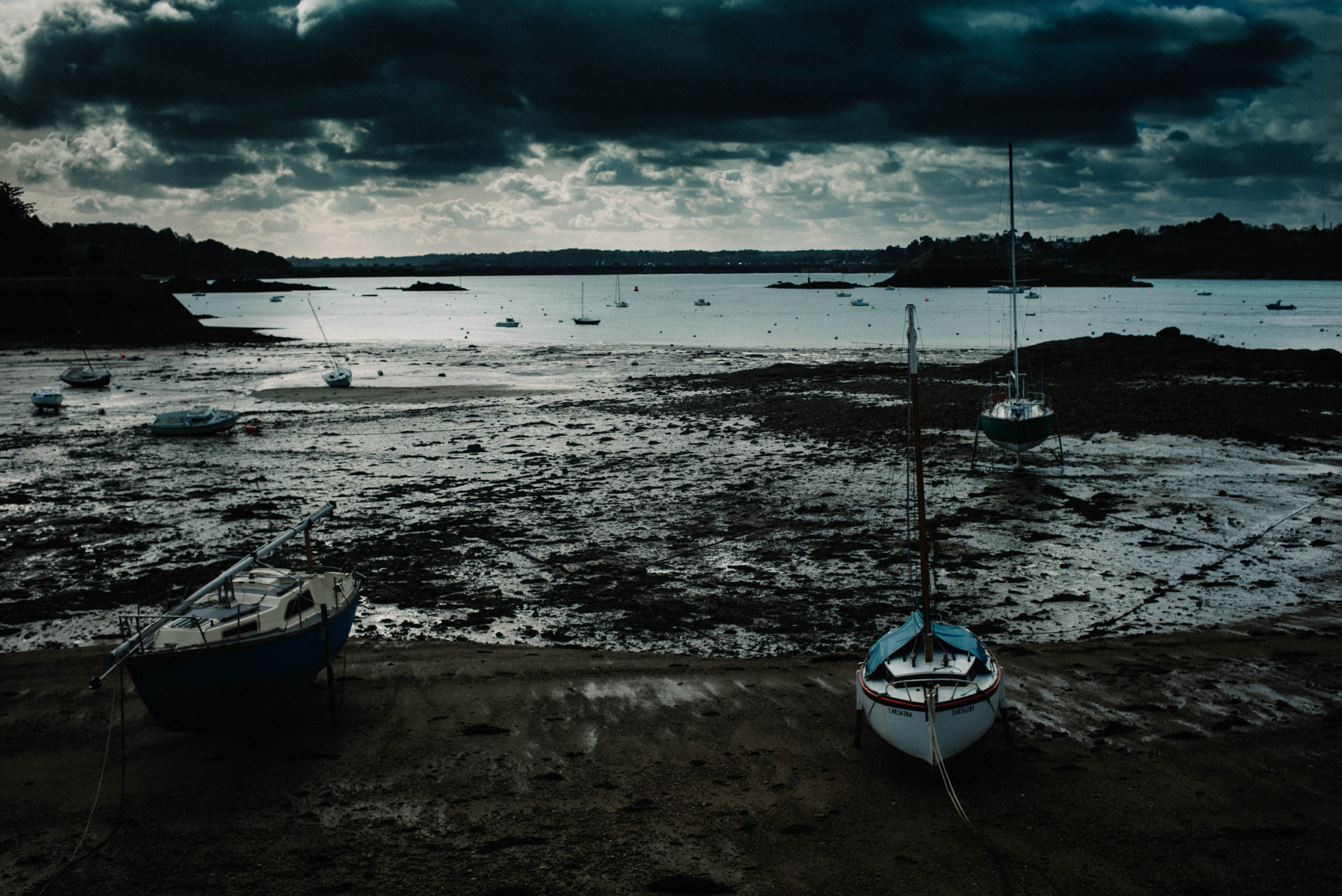 Leica Summilux-M 35mm F1.4 ASPH sample photo. Coast photography
