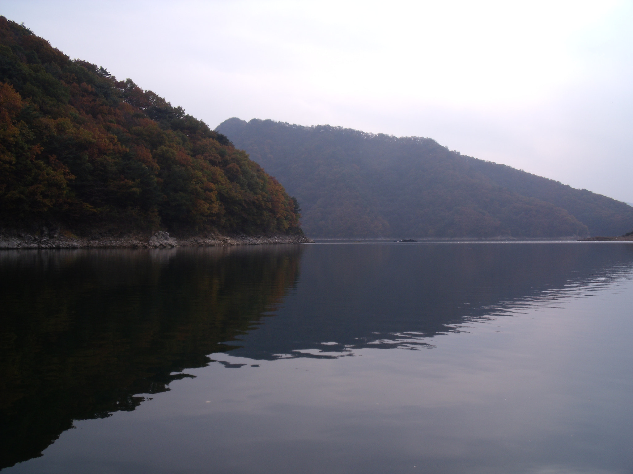 Fujifilm FinePix J110W sample photo. Soyang lake and the foot of bonghwa mountain photography