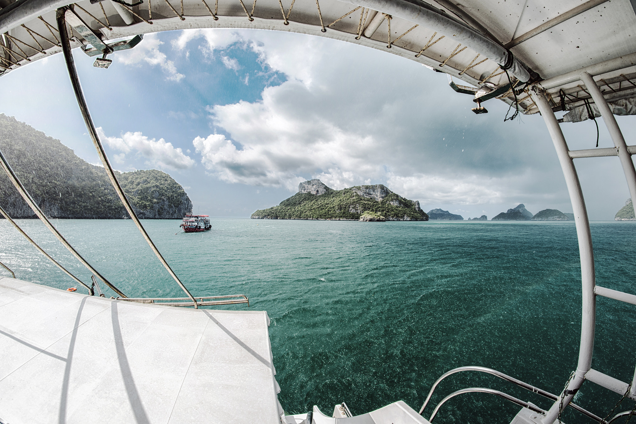 Samyang 12mm F2.8 ED AS NCS Fisheye sample photo. Rainin' in paradize photography