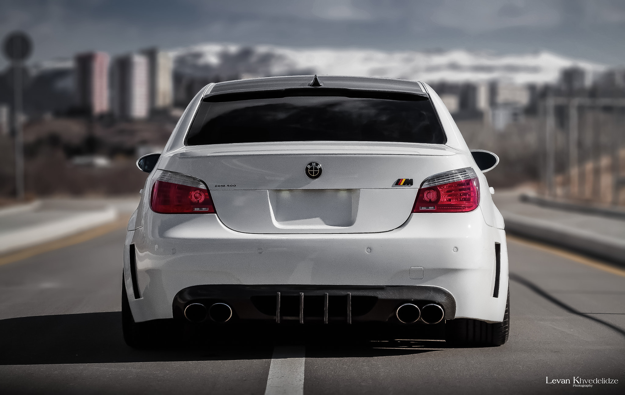 Canon EOS 7D + Canon EF 70-200mm F4L USM sample photo. Bmw e60 550 photography