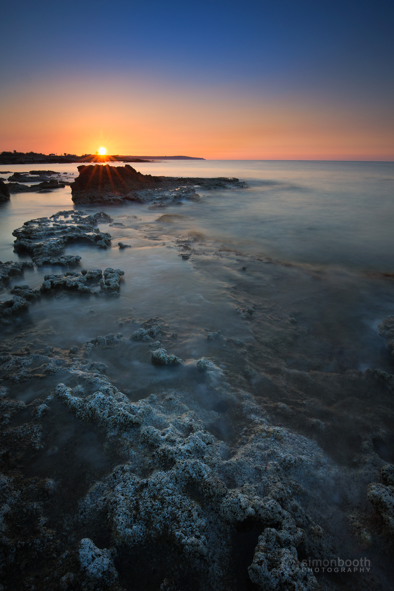 Canon EOS-1D X sample photo. Daybreak in cyprus photography