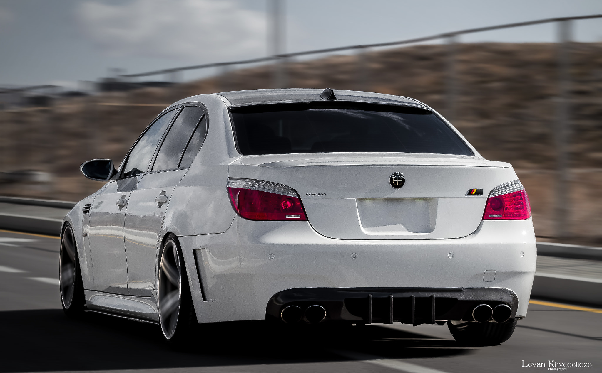 Canon EOS 7D + Canon EF 70-200mm F4L USM sample photo. Bmw e60 550 photography
