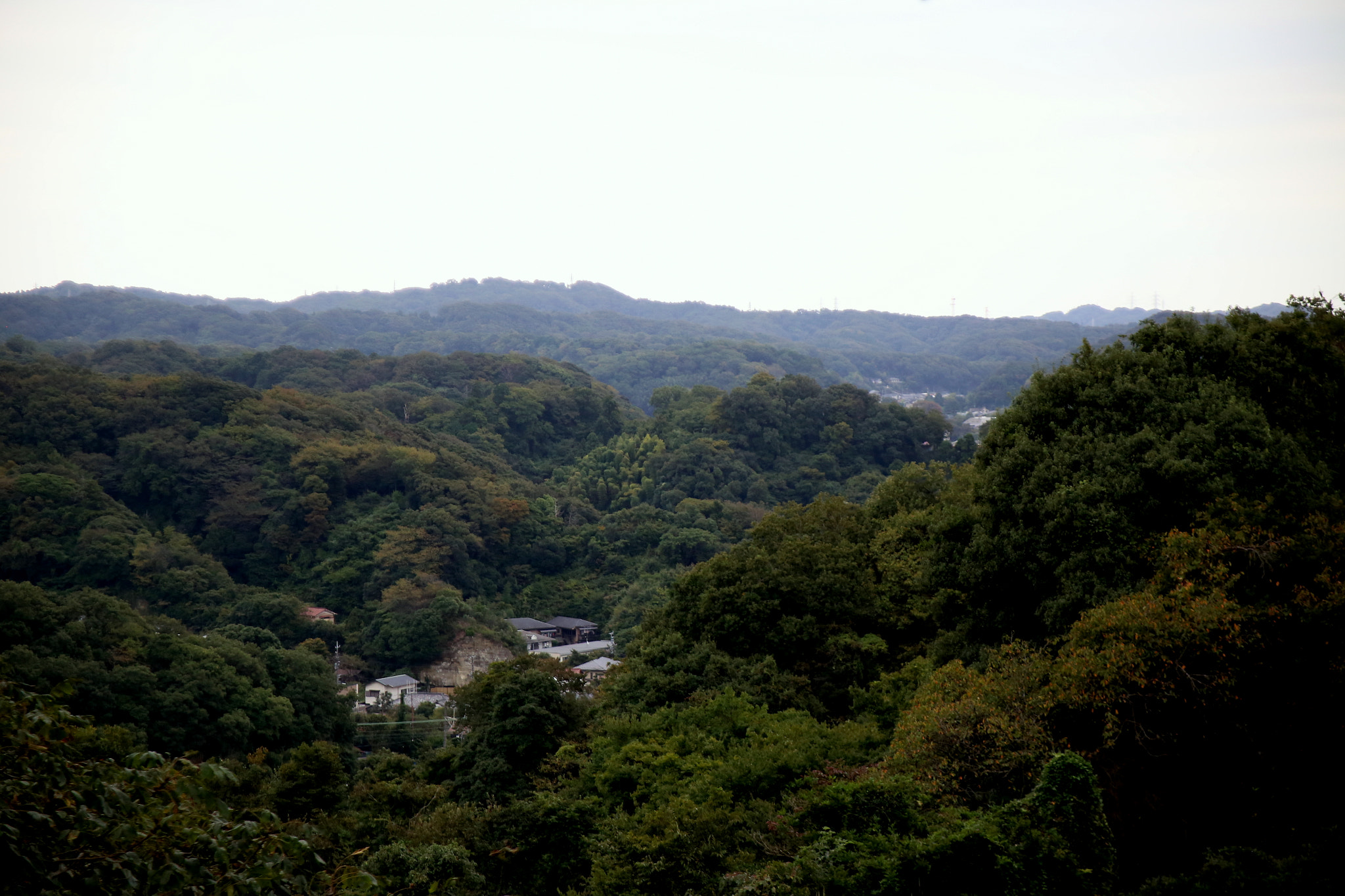 Canon EOS 6D + Canon EF 28-105mm f/3.5-4.5 USM sample photo. Kamakura hiking photography