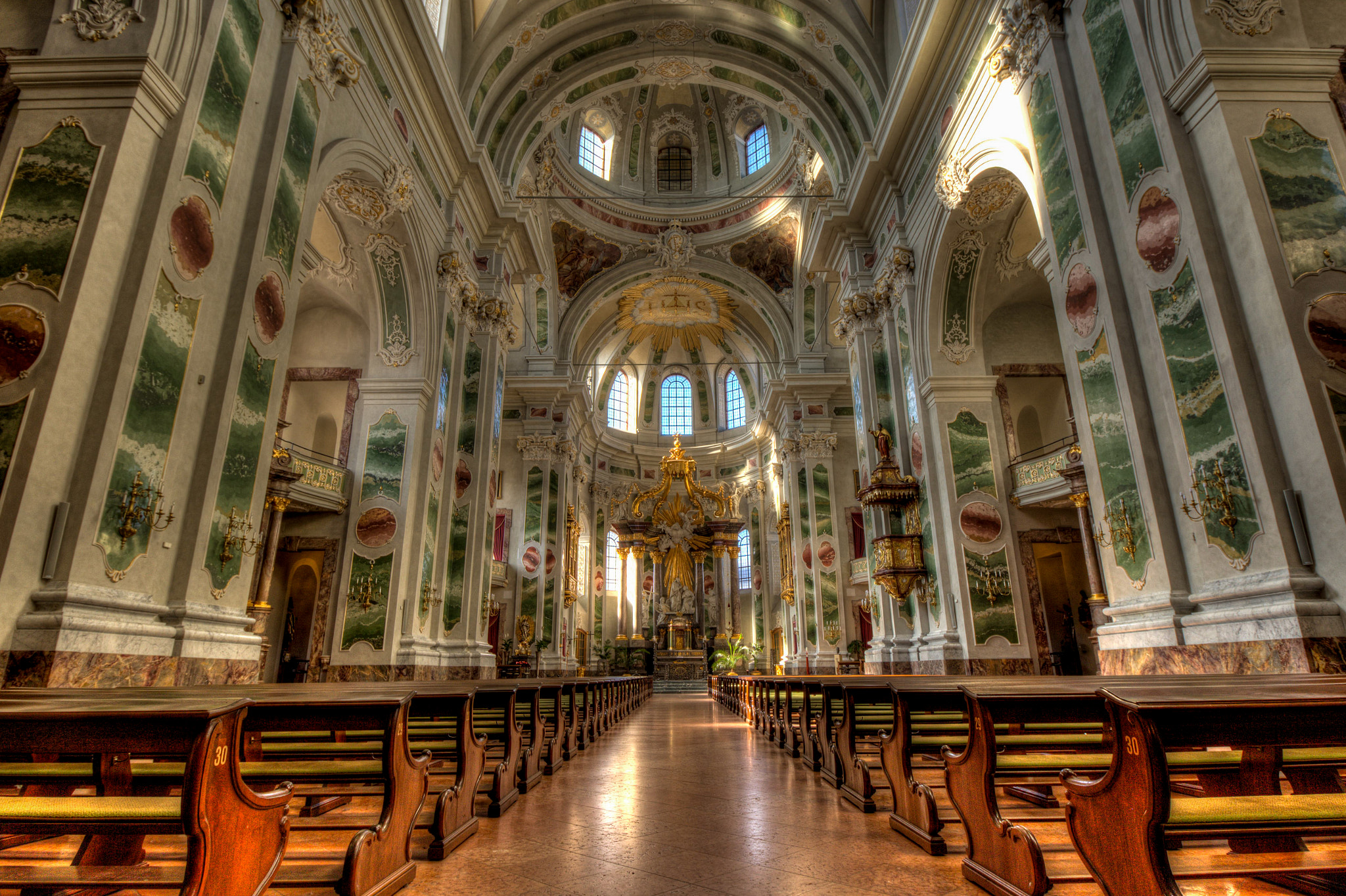Canon EOS 600D (Rebel EOS T3i / EOS Kiss X5) sample photo. Jesuit church photography