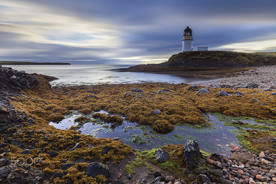 Canon EF 16-35mm F4L IS USM sample photo. Arnish point lighthouse photography