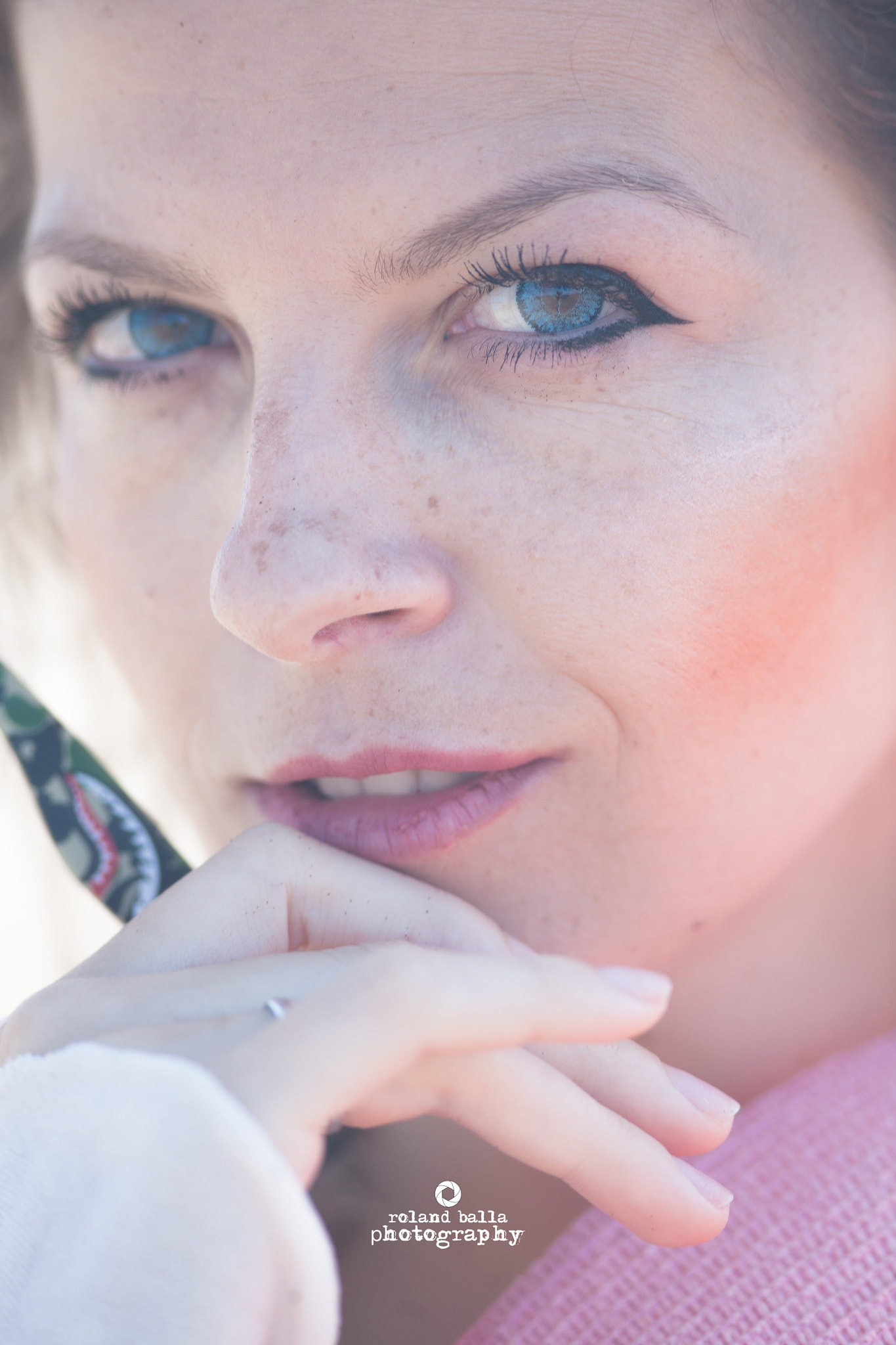 Canon EOS 5D + Canon EF 300mm F4L IS USM sample photo. Eye story photography