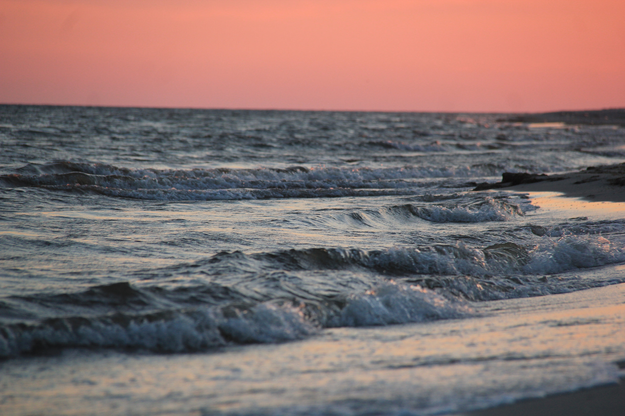 Canon EF-S 18-200mm F3.5-5.6 IS sample photo. Waves photography