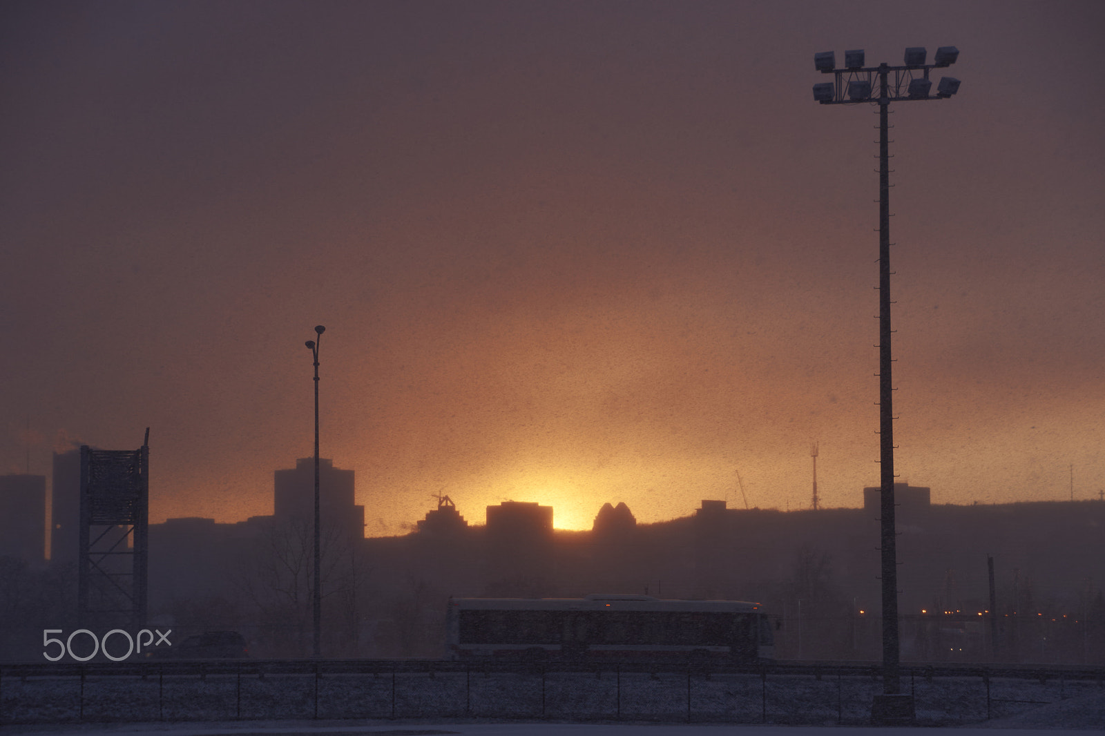 Sony SLT-A65 (SLT-A65V) + DT 18-270mm F3.5-6.3 SSM sample photo. Tempête de neige sur montréal photography