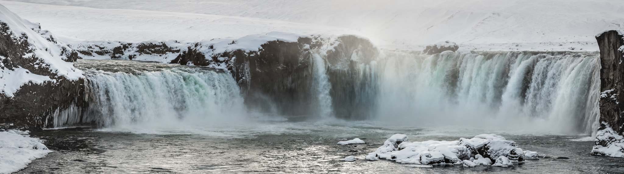 Nikon AF-S Nikkor 70-200mm F2.8G ED VR II sample photo. Godafoss waterfall panorama photography