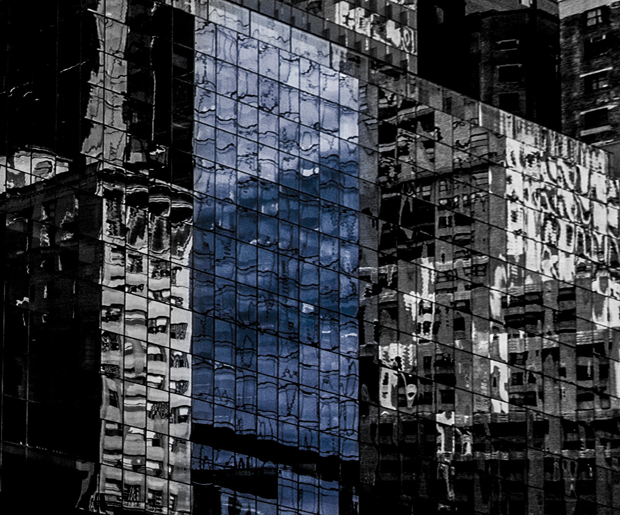 Canon EF-S 10-22mm F3.5-4.5 USM sample photo. Reflections in nyc photography