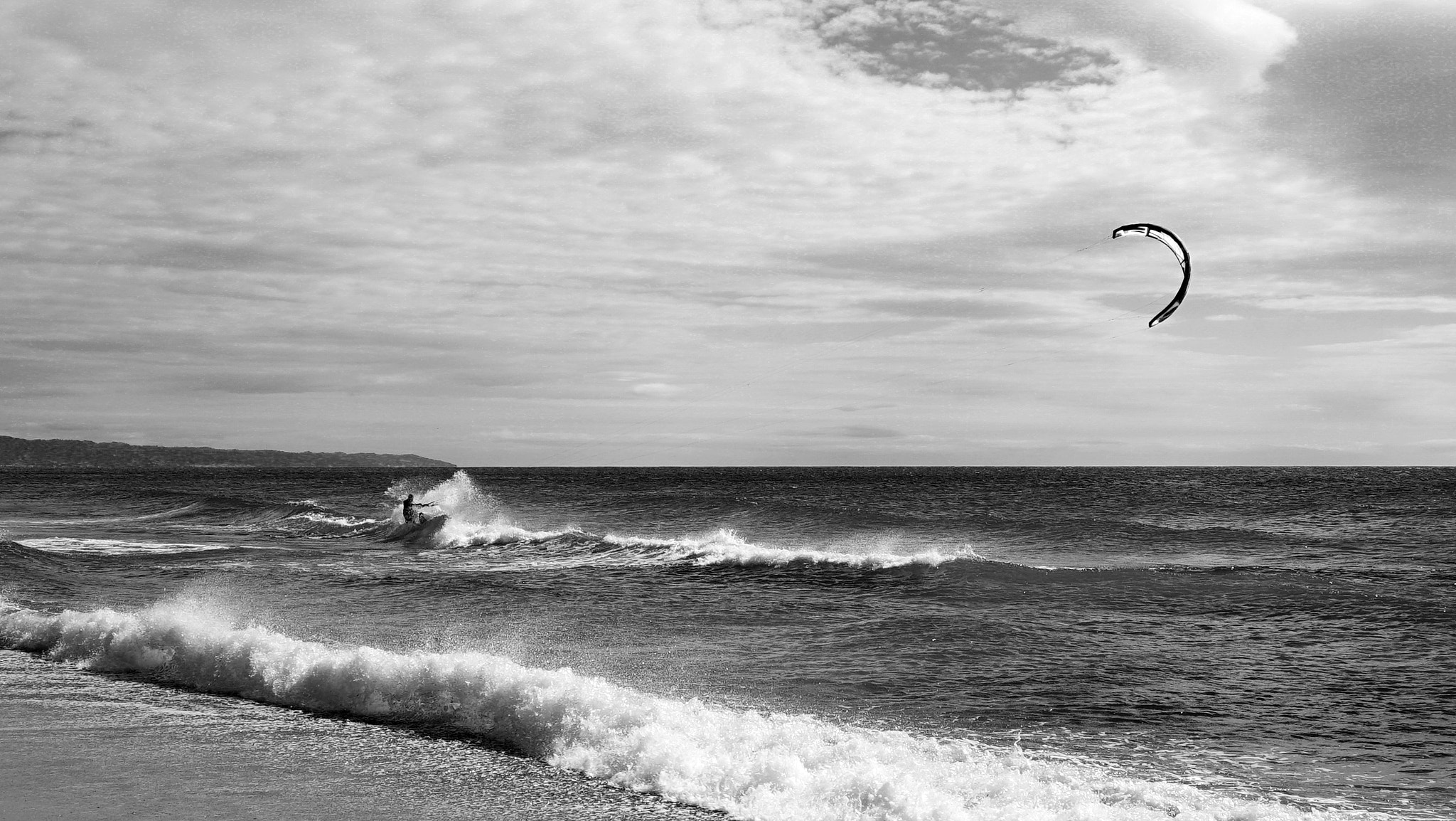 Sony a7S II + Sony Vario Tessar T* FE 24-70mm F4 ZA OSS sample photo. Storm chasing. photography