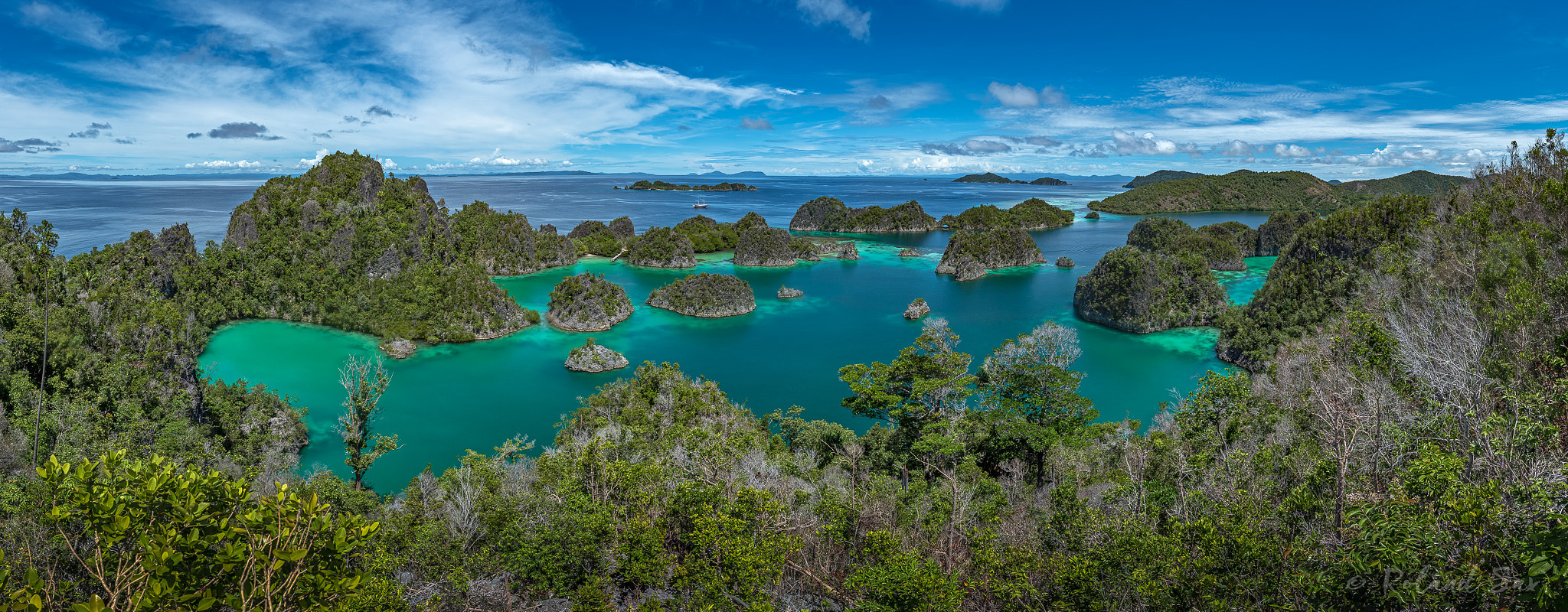 Nikon AF-S Nikkor 18-35mm F3.5-4.5G ED sample photo. Fam islands - raja ampat - west-papua - indonesia photography