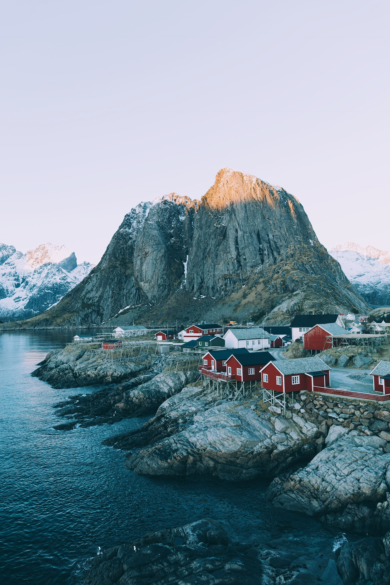 Canon EOS 5DS + Canon EF 24mm F1.4L II USM sample photo. Hamnoy i lofoten during sunset photography