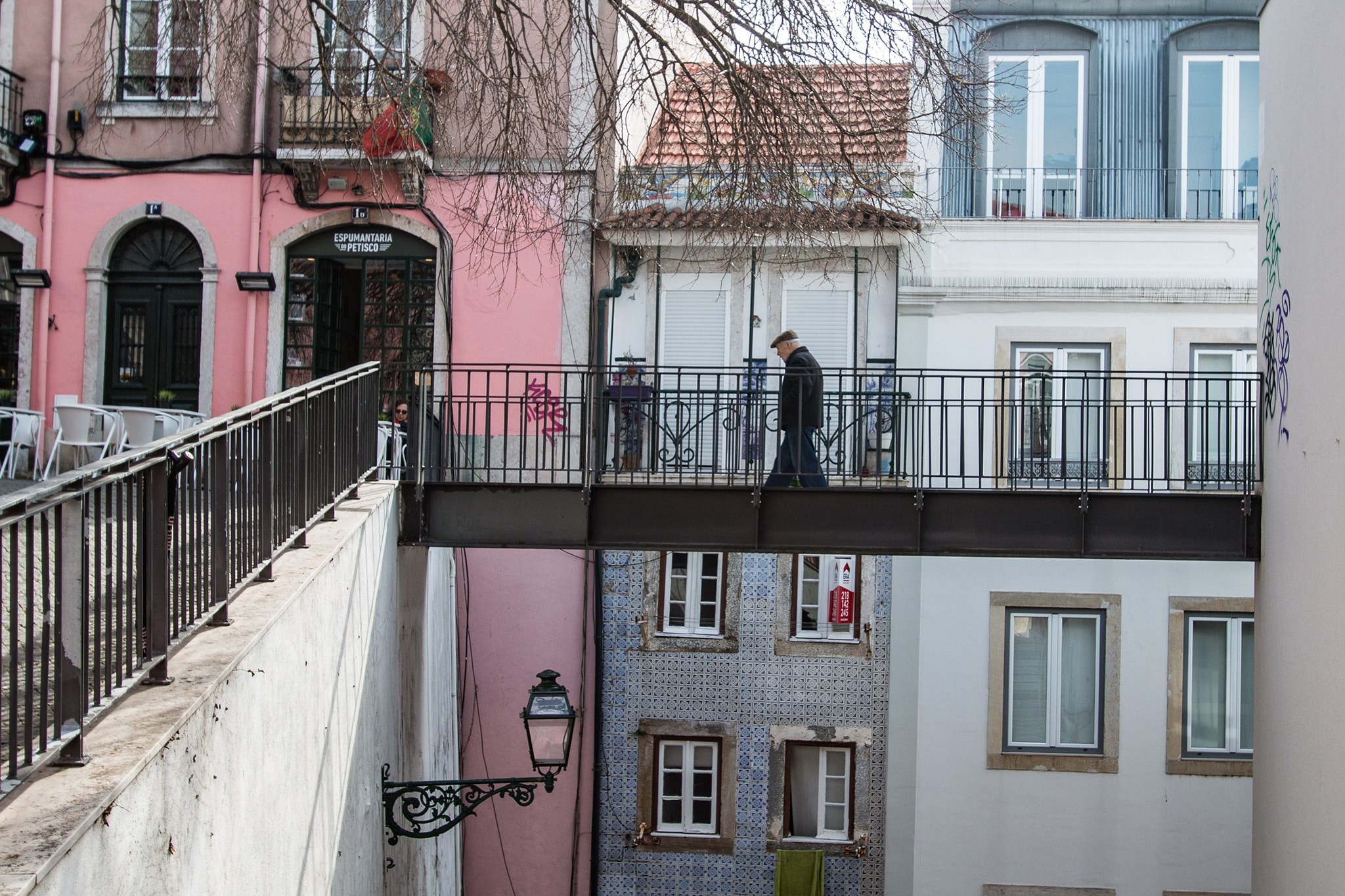 Canon EF-S 10-22mm F3.5-4.5 USM sample photo. Lisbon, portugal photography