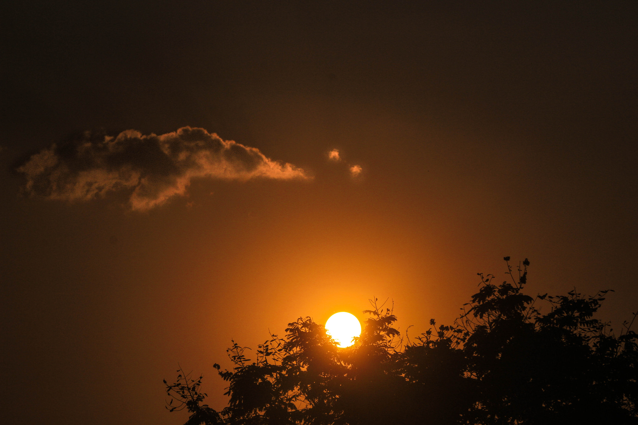 Canon EOS 100D (EOS Rebel SL1 / EOS Kiss X7) sample photo. Sunset photography